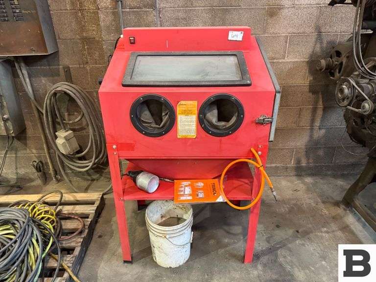 Central Pneumatic Steel Blast Cabinet
