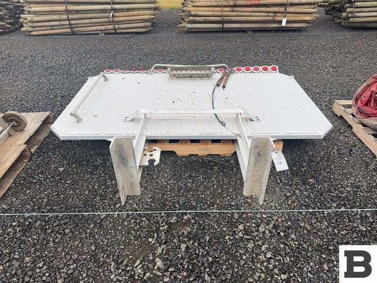 Headache Rack - Booker Auction Company