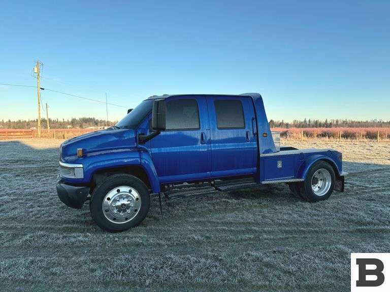 2004 GMC TopKick C4500 Flatbed Truck - Lynden, WA