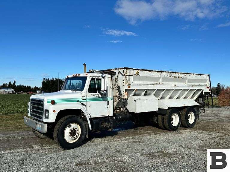 1980 International S1900 Potato Truck - Mount Vernon, WA