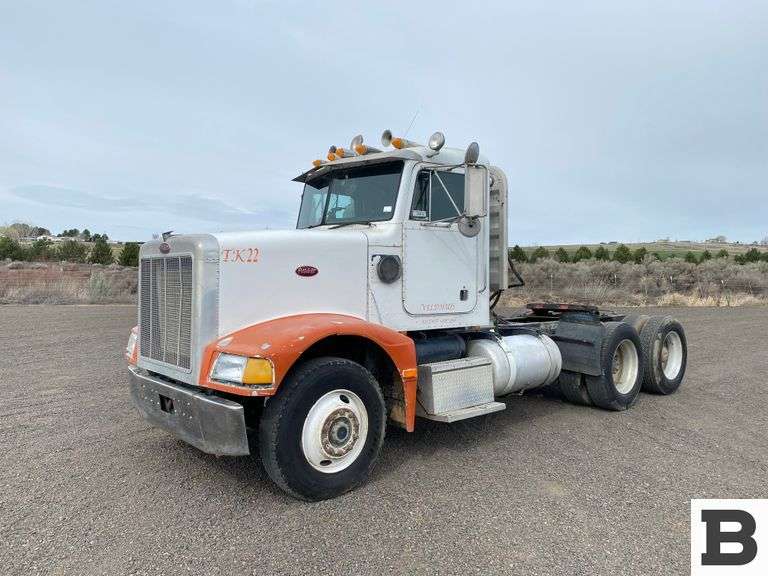 1987 Peterbilt 375 Tractor Truck