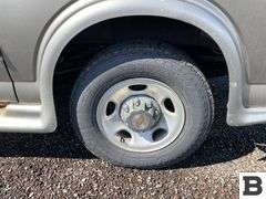 2004 Chevrolet Express 2500 Van