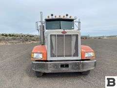 1987 Peterbilt 375 Tractor Truck