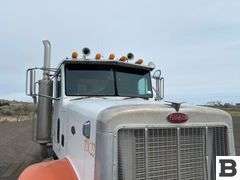 1987 Peterbilt 375 Tractor Truck