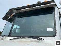 1987 Peterbilt 375 Tractor Truck