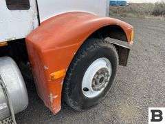 1987 Peterbilt 375 Tractor Truck
