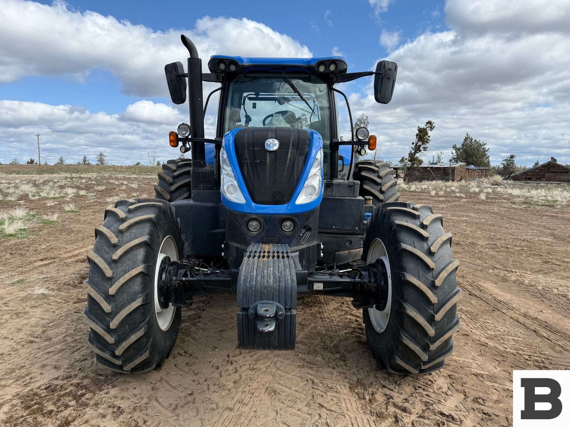 New Holland T7.270 Tractor- Bend, OR - Booker Auction Company