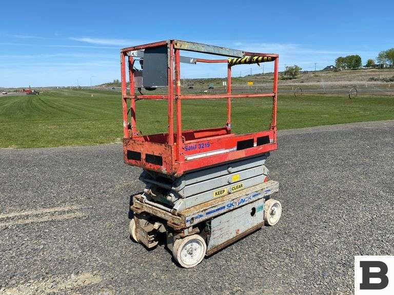 Skyjack SJIII3219 Scissor Lift