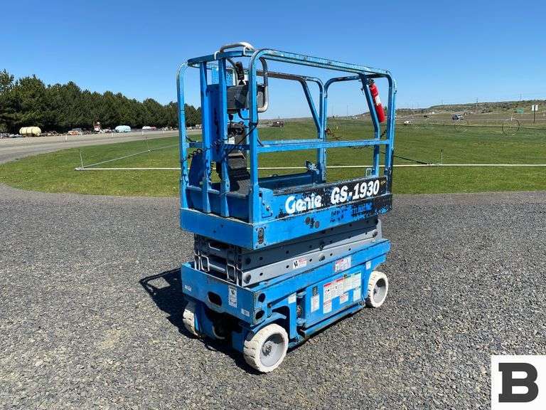 2001 Genie GS-1930 Scissor Lift