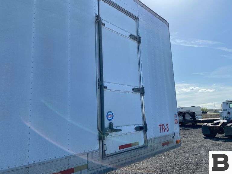 1999 Utility VS2R Van Trailer