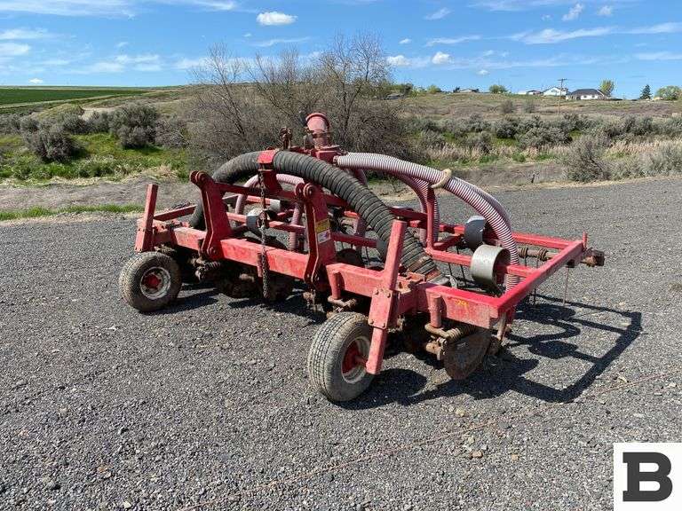 Nuhn Manure Injector