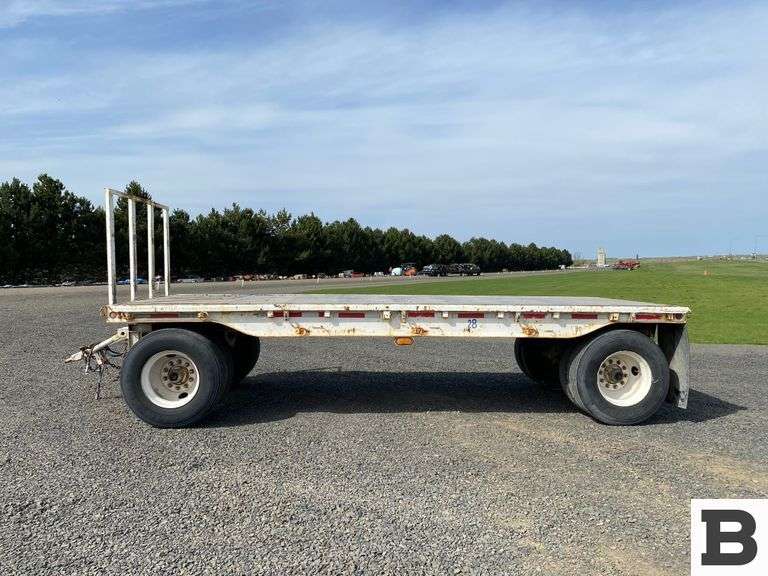 1981 INDEP Flatbed Trailer