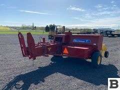 2018 New Holland BC5080 Baler