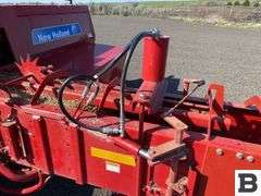 2018 New Holland BC5080 Baler