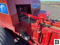 2018 New Holland BC5080 Baler