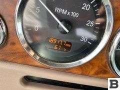 2009 Peterbilt 384 Tractor Truck