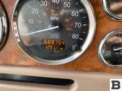 2009 Peterbilt 384 Tractor Truck