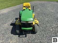 John Deere GT275 Riding Lawn Mower