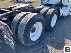 2015 Freightliner Cascadia 125 Tractor Truck