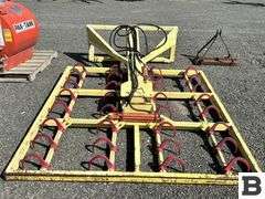 Hydraulic Hay Squeeze Attachment