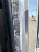 2009 Peterbilt 384 Tractor Truck