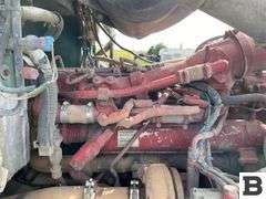 2009 Peterbilt 384 Tractor Truck