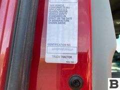 2015 Kenworth T680 Tractor Truck