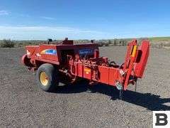 2018 New Holland BC5080 Baler