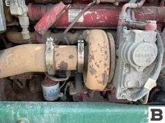 2009 Peterbilt 384 Tractor Truck