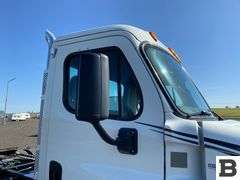 2015 Freightliner Cascadia 125 Tractor Truck