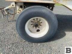 1981 INDEP Flatbed Trailer