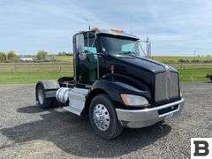 2017 Kenworth T370 Tractor Truck