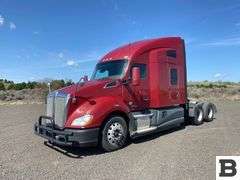 2015 Kenworth T680 Tractor Truck