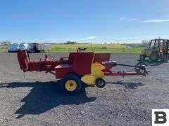 2018 New Holland BC5080 Baler