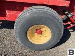 2018 New Holland BC5080 Baler