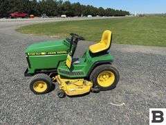 John Deere GT275 Riding Lawn Mower