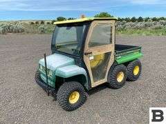 John Deere Gator