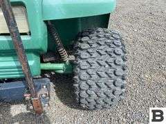 John Deere Gator