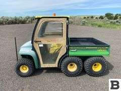 John Deere Gator