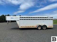 2001 Featherlite 5320 Stock Trailer