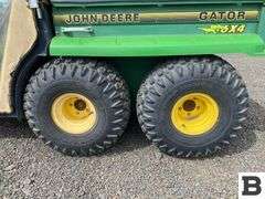 John Deere Gator