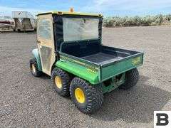 John Deere Gator