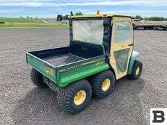 John Deere Gator