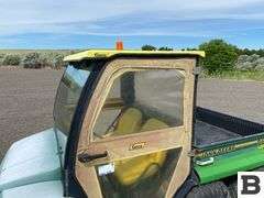 John Deere Gator