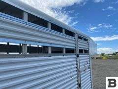 2001 Featherlite 5320 Stock Trailer