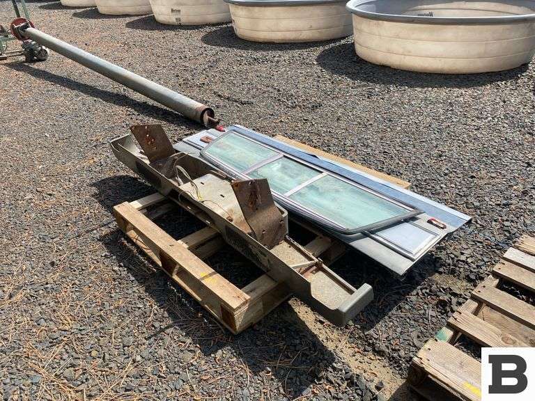GMC Tailgate, Rear Slider Window, Bumper