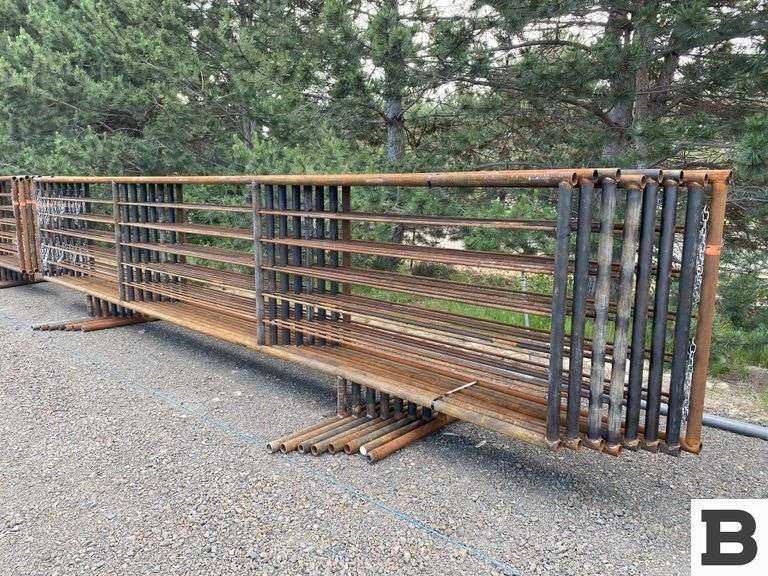 24' Free Standing Panels