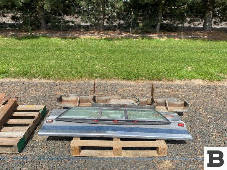GMC Tailgate, Rear Slider Window, Bumper