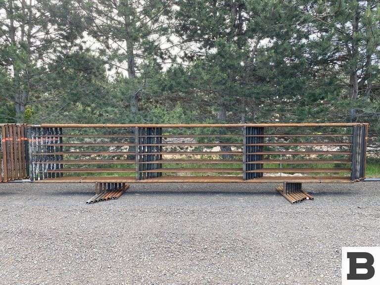 24' Free Standing Panels