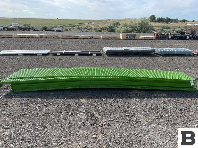 13'x24" Plastic Grading